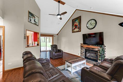 889 Dorsetshire Drive Crete IL 60417
