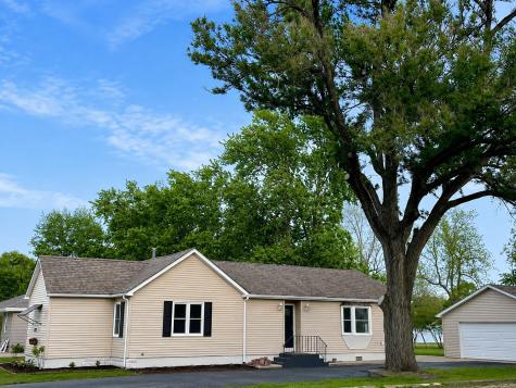 302 East Fine Street Ashkum IL 60911