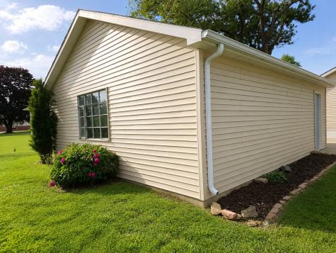 302 East Fine Street Ashkum IL 60911