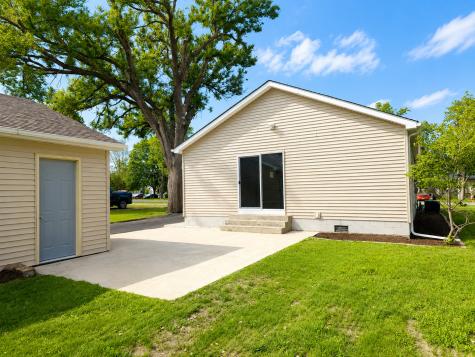 302 East Fine Street Ashkum IL 60911
