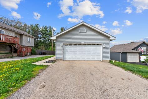 5214 Parkview Drive Mccullom Lake IL 60050