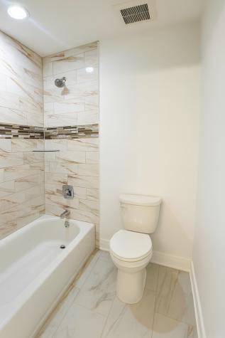 740 East 155th Street Phoenix IL 60426