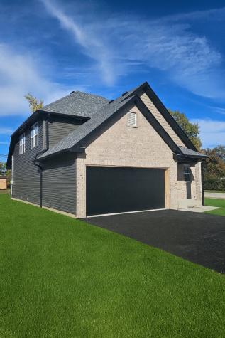 740 East 155th Street Phoenix IL 60426