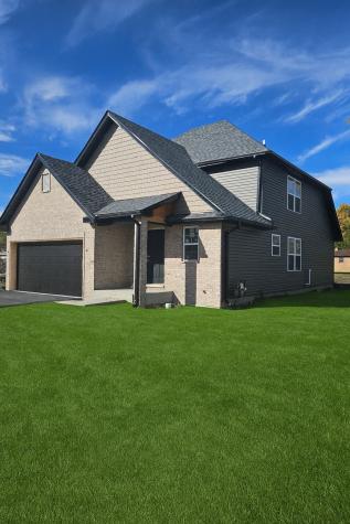 740 East 155th Street Phoenix IL 60426