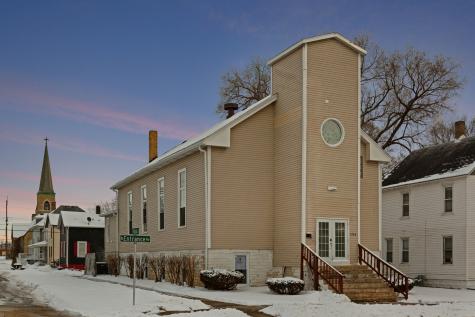 194 North Entrance Avenue Kankakee IL 60901