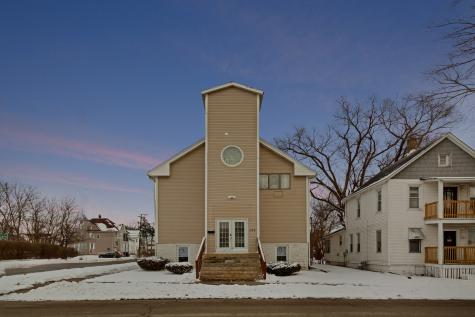194 North Entrance Avenue Kankakee IL 60901