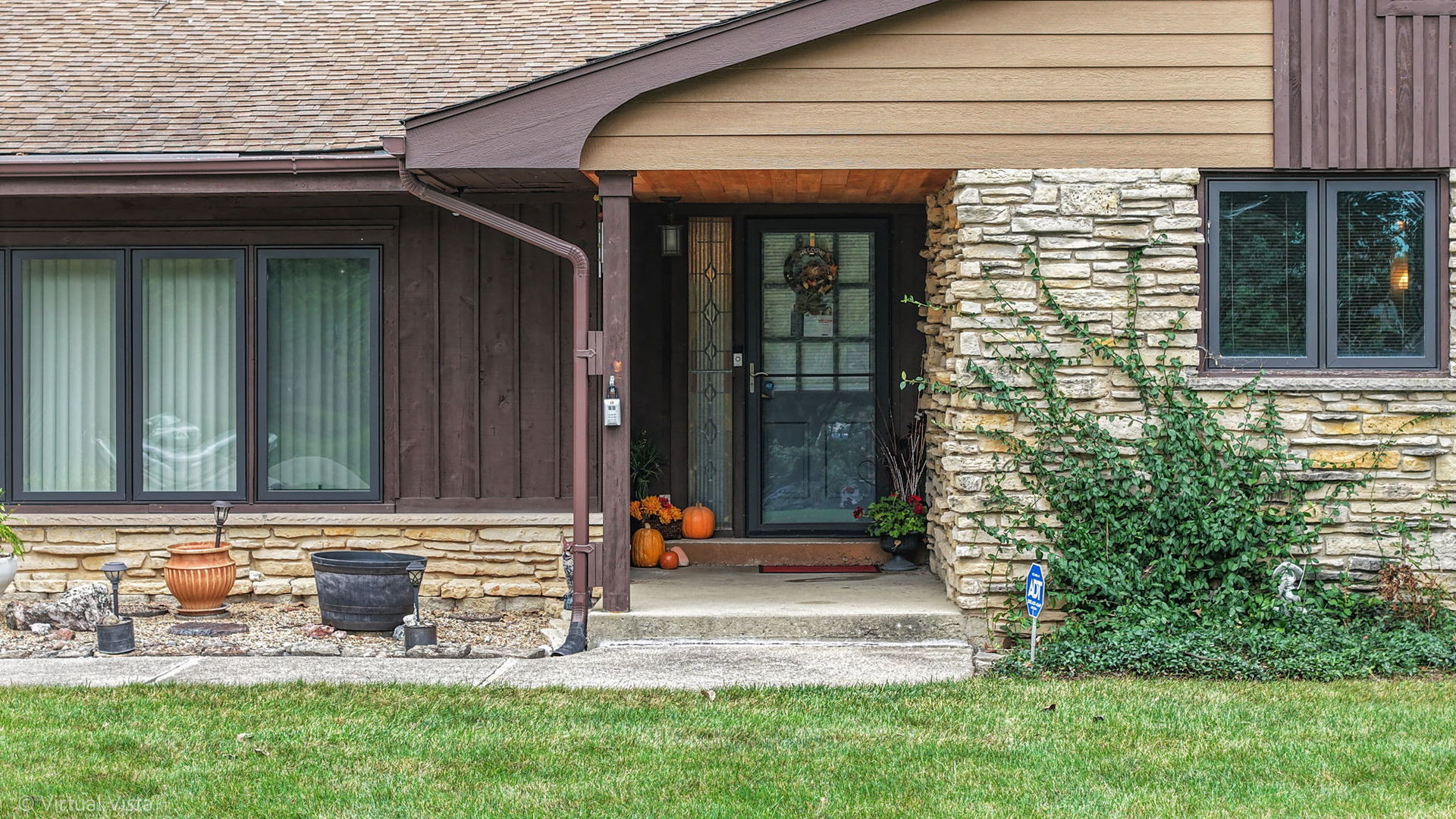 2630 Vale Court Downers Grove IL 60516