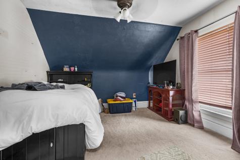 916 Berylan Street Belvidere IL 61008