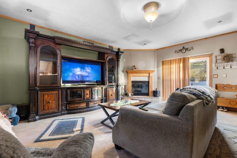 916 Berylan Street Belvidere IL 61008