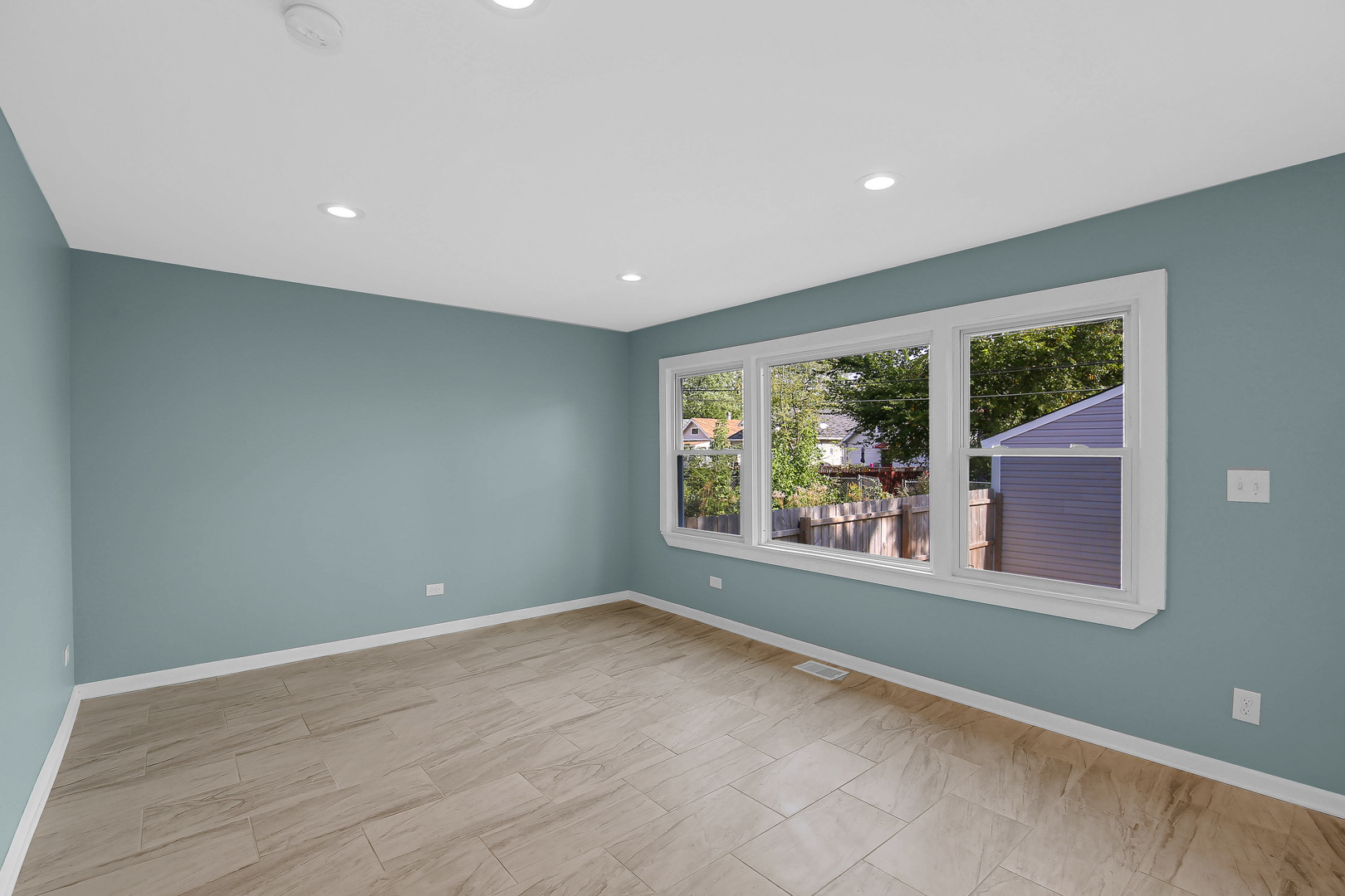 11353 South Stewart Avenue Chicago IL 60628