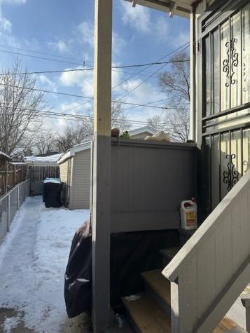 10542 South Eggleston Avenue Chicago IL 60628