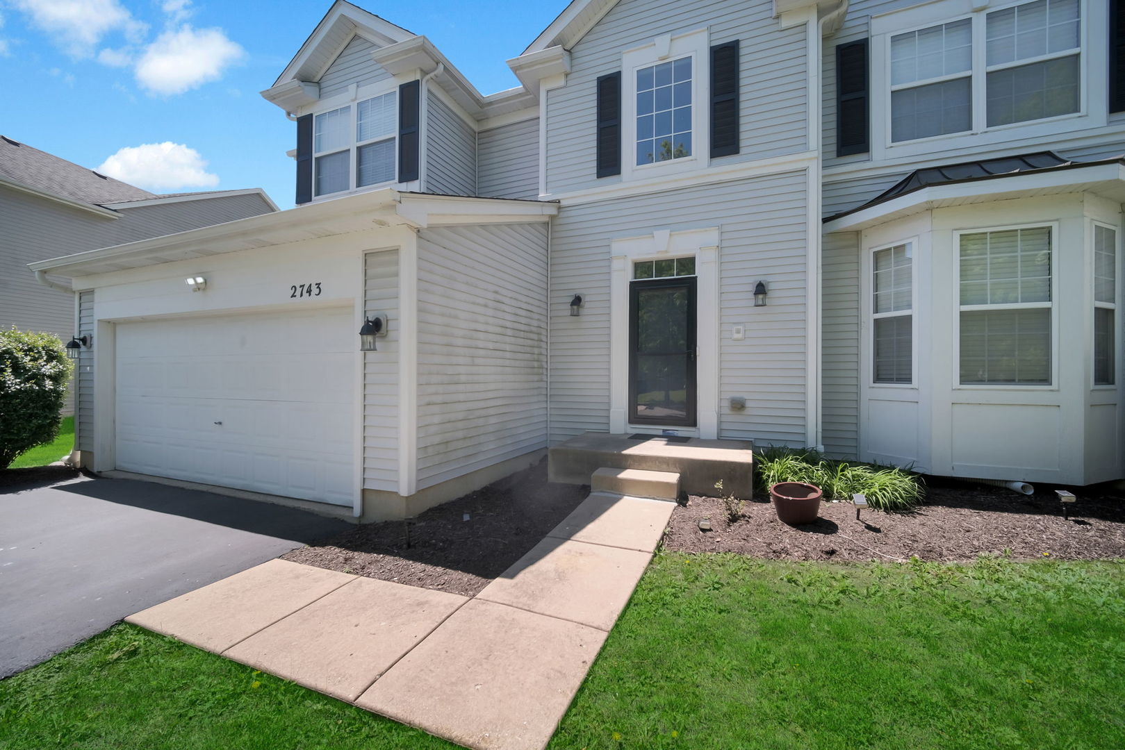 2743 Rourke Drive Aurora IL 60503