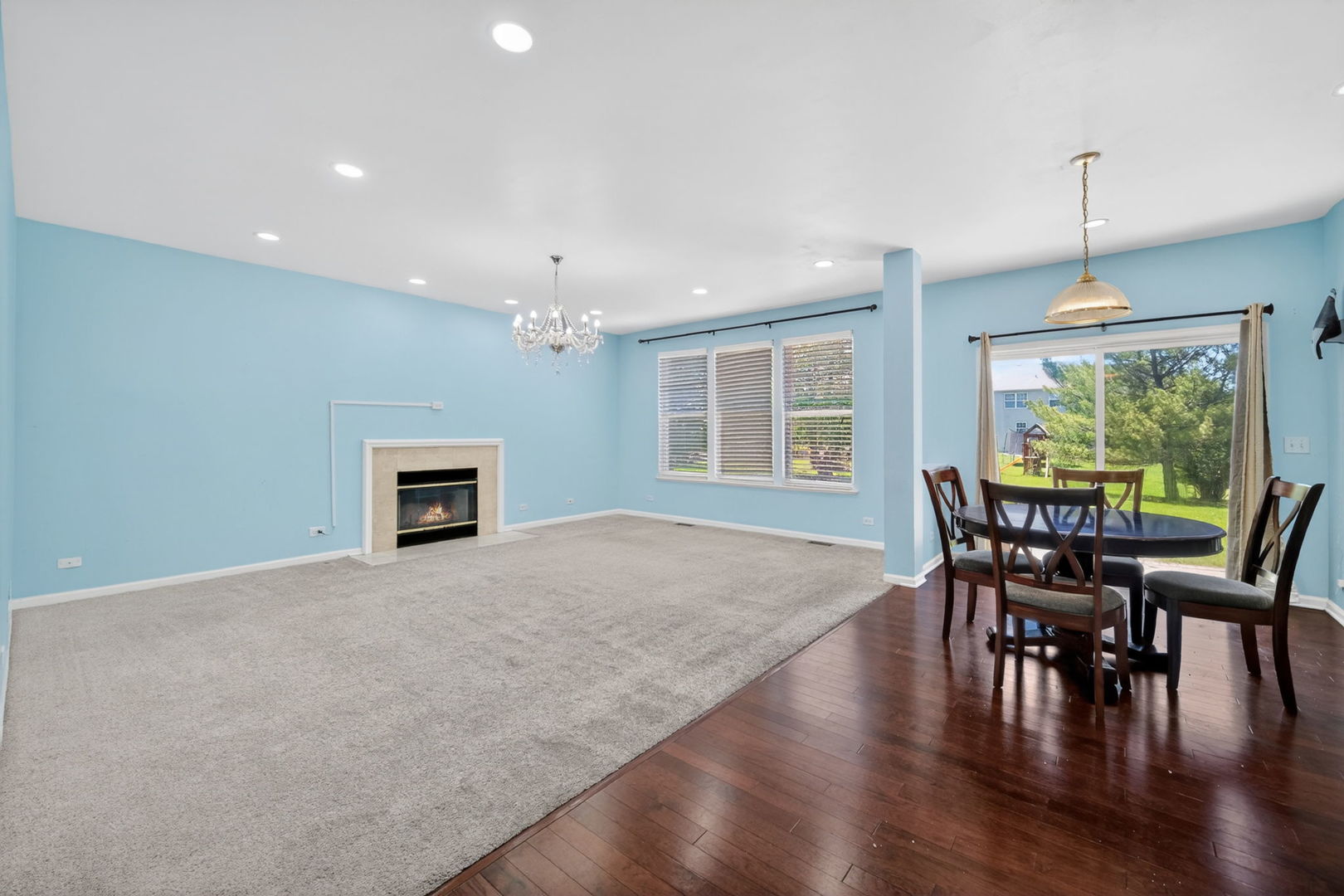 2743 Rourke Drive Aurora IL 60503