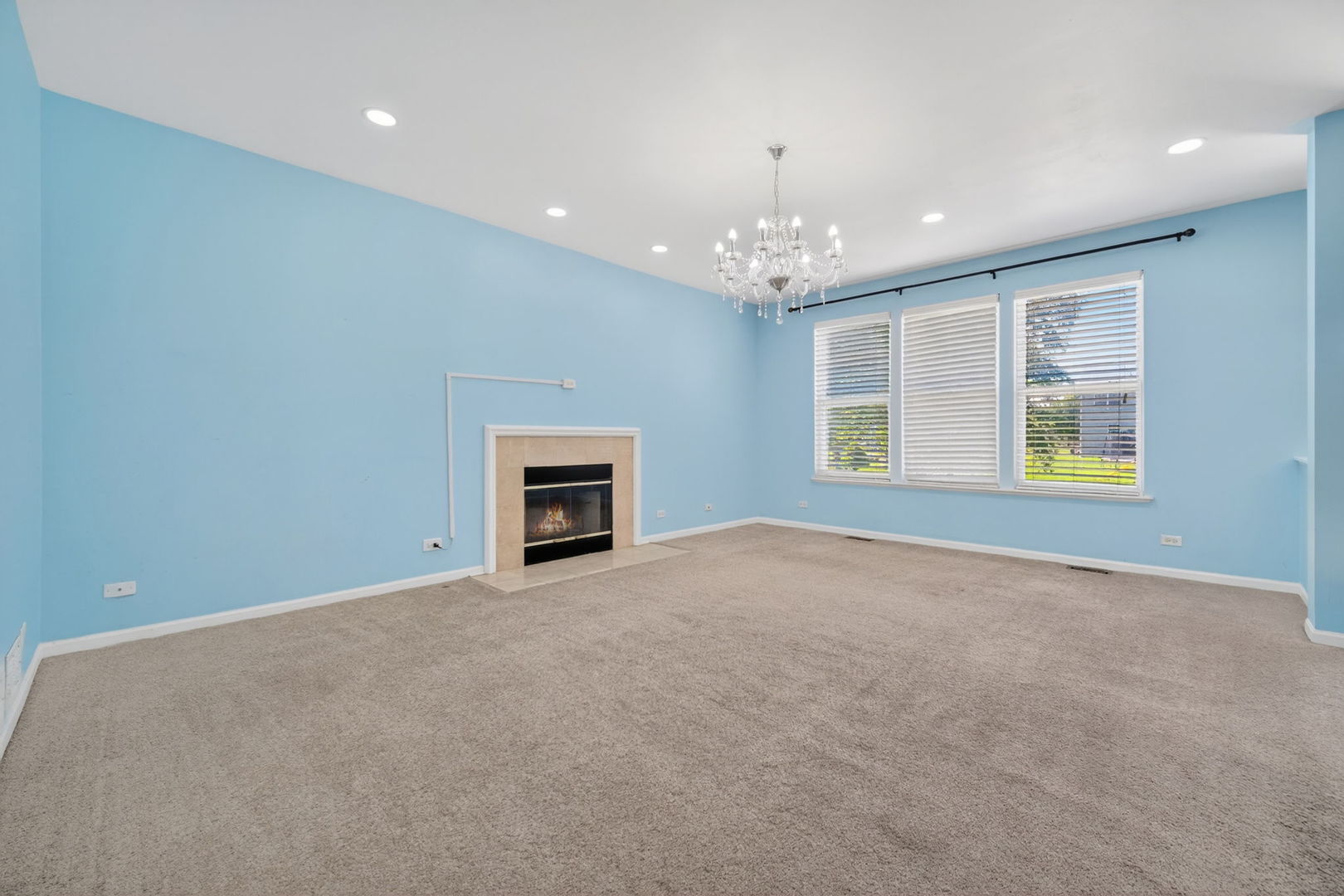 2743 Rourke Drive Aurora IL 60503