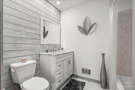 462 Mulberry Lane Wood Dale IL 60191
