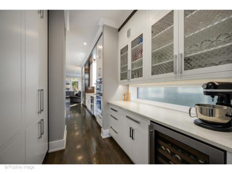 2107 West Bradley Place Chicago IL 60618