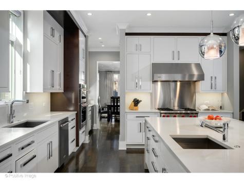 2107 West Bradley Place Chicago IL 60618