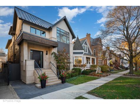 2107 West Bradley Place Chicago IL 60618