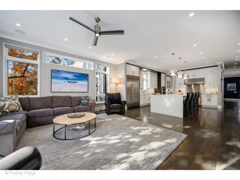 2107 West Bradley Place Chicago IL 60618