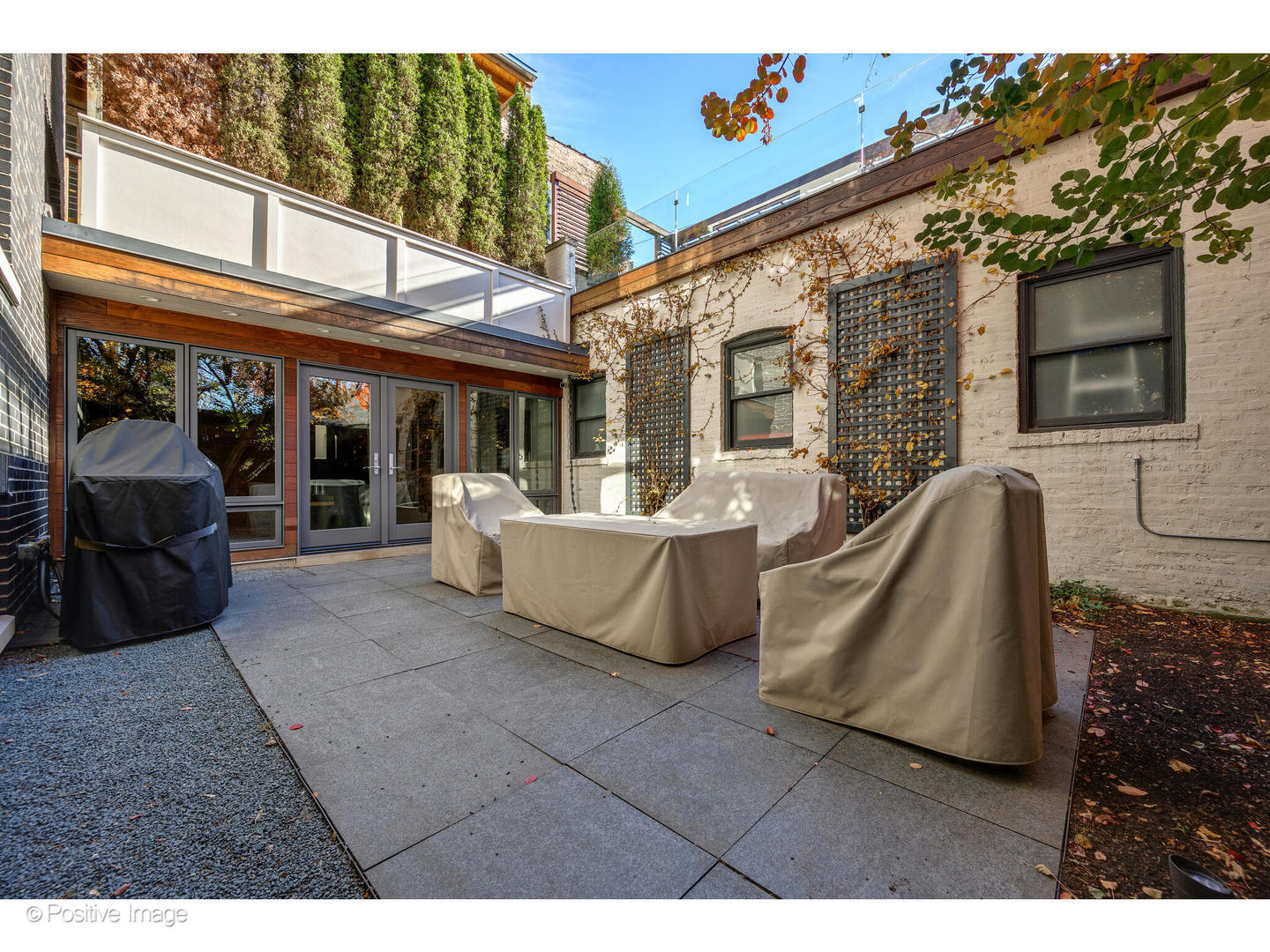 2107 West Bradley Place Chicago IL 60618