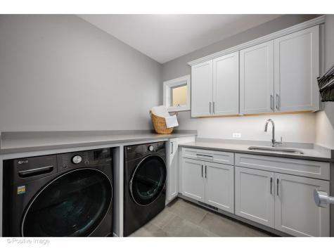 2107 West Bradley Place Chicago IL 60618