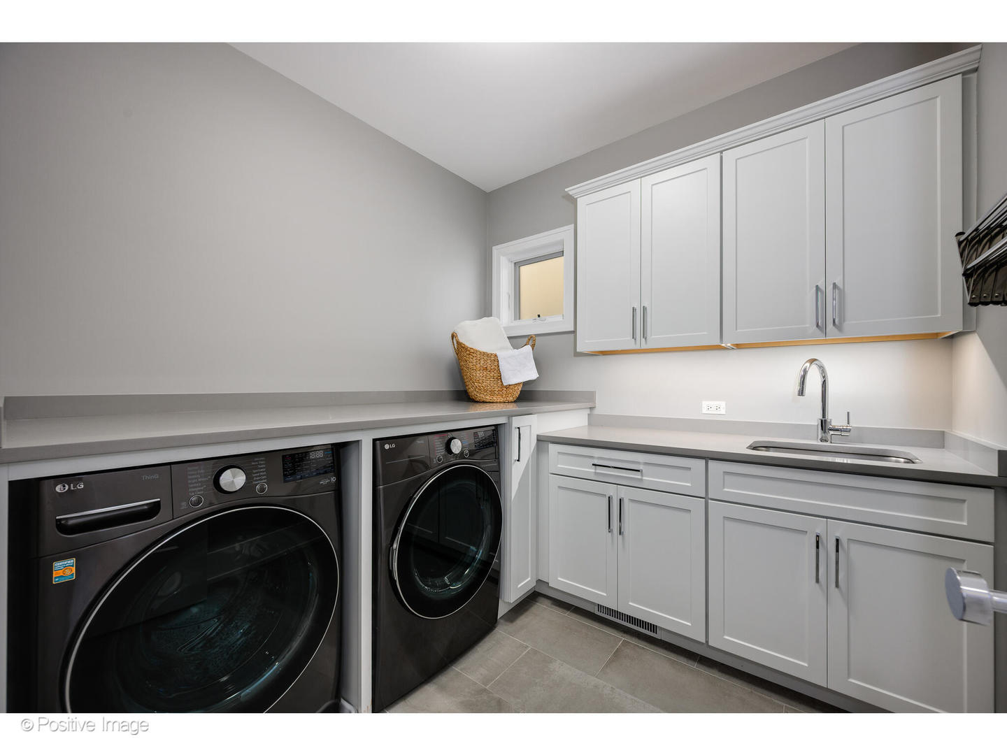 2107 West Bradley Place Chicago IL 60618
