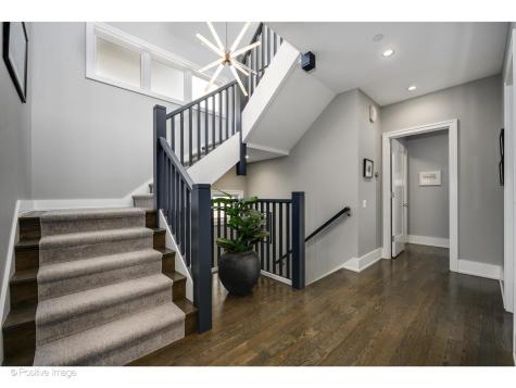 2107 West Bradley Place Chicago IL 60618
