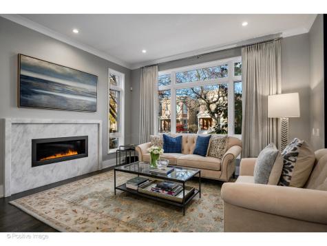 2107 West Bradley Place Chicago IL 60618