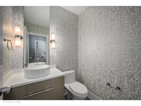 2107 West Bradley Place Chicago IL 60618