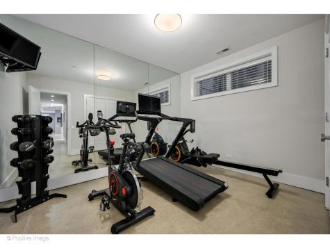 2107 West Bradley Place Chicago IL 60618