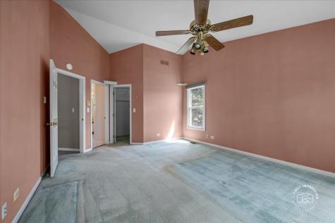 1600 Huntington N Drive Algonquin IL 60102