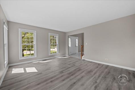 1600 Huntington N Drive Algonquin IL 60102