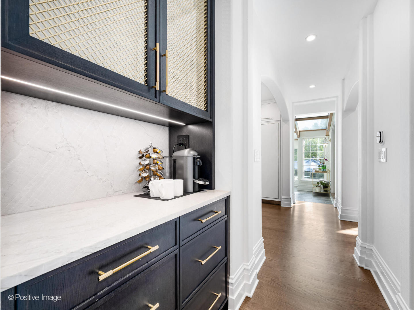 24 South Washington Circle Hinsdale IL 60521