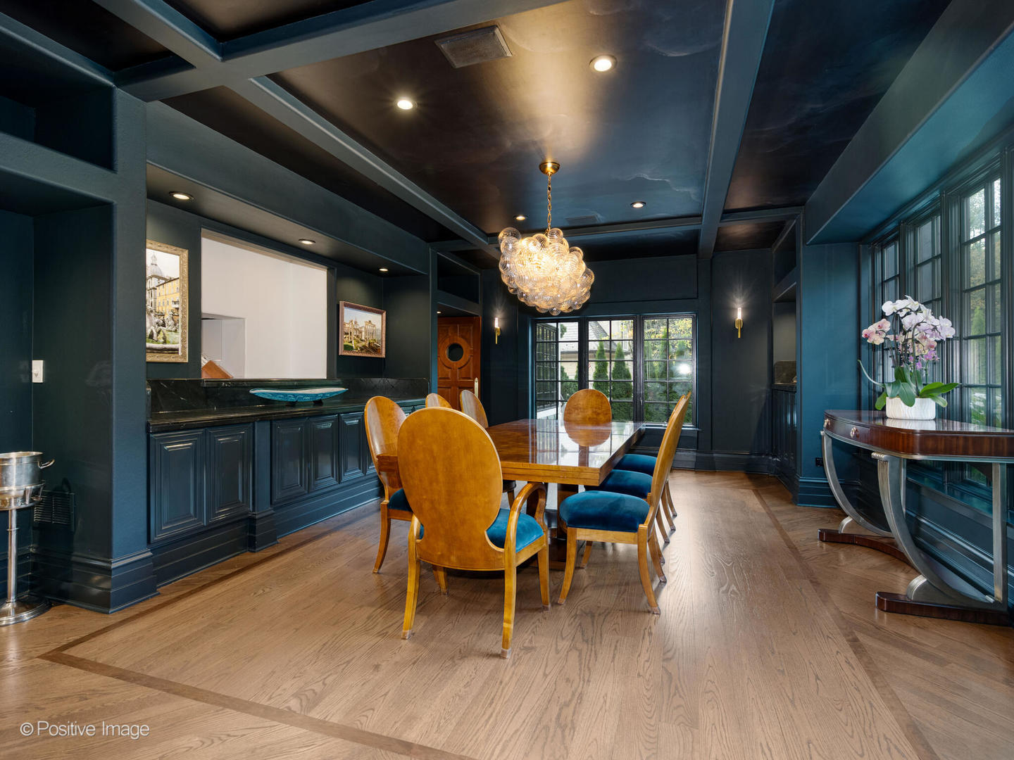 24 South Washington Circle Hinsdale IL 60521