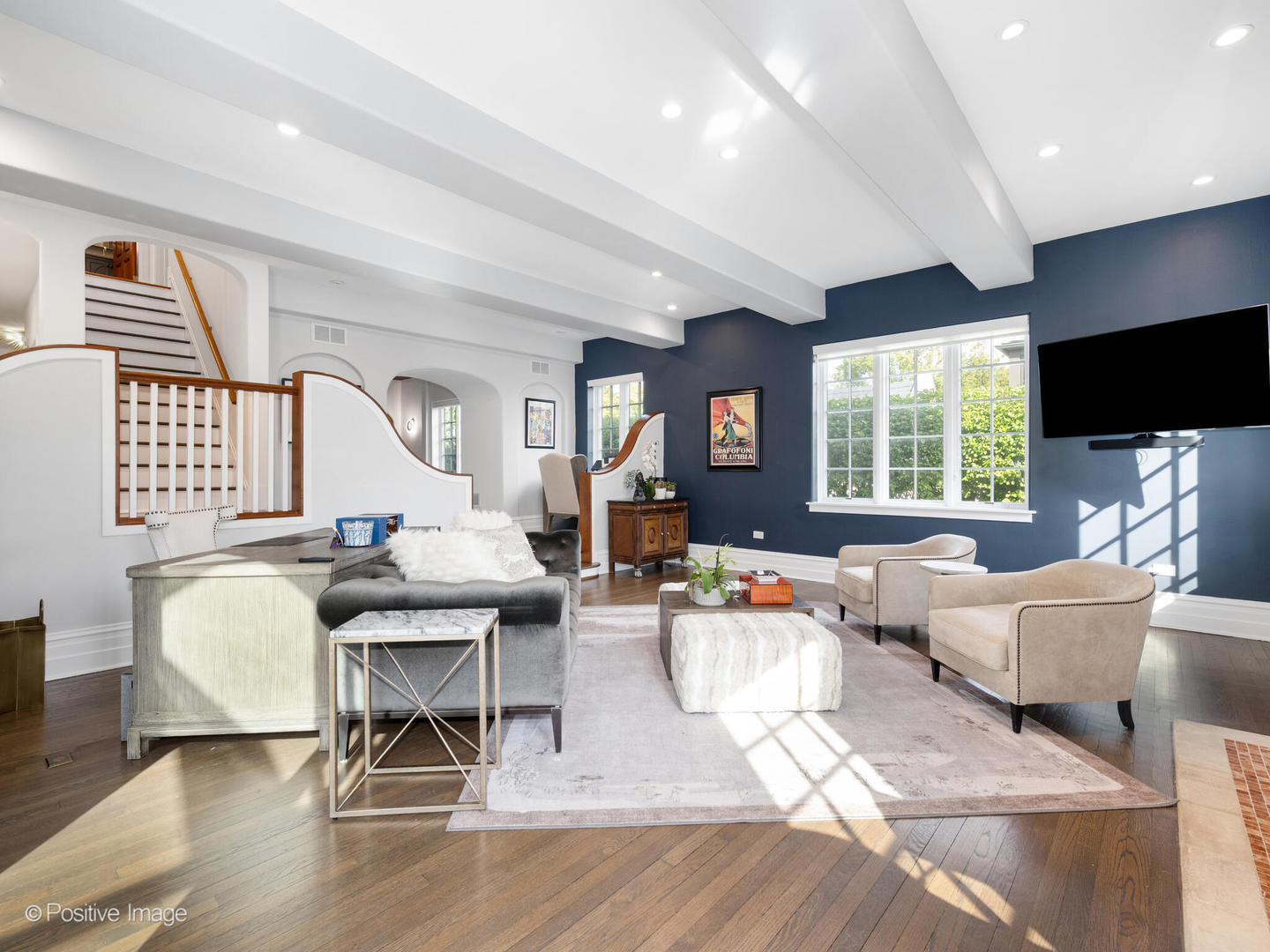 24 South Washington Circle Hinsdale IL 60521