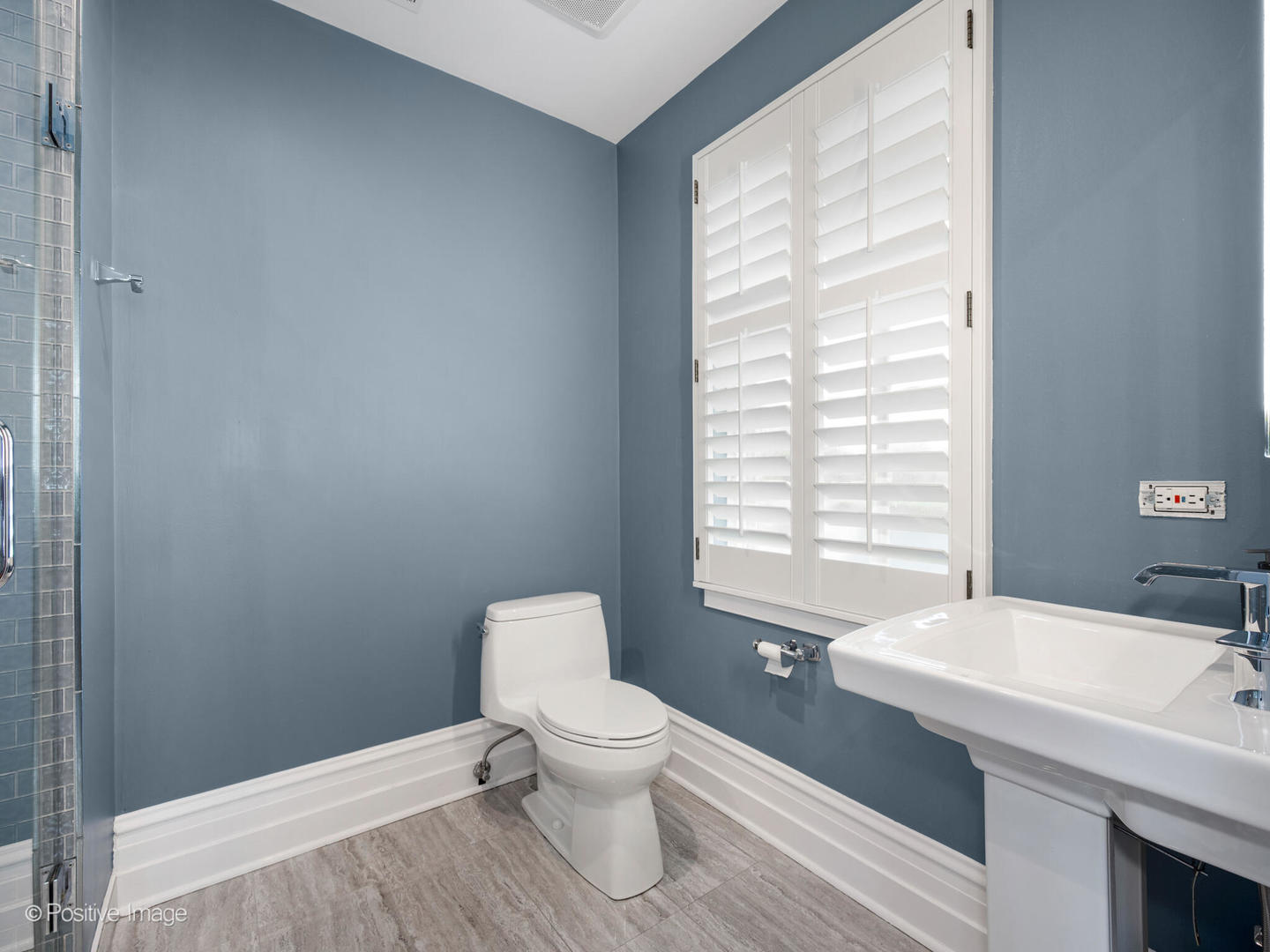 24 South Washington Circle Hinsdale IL 60521