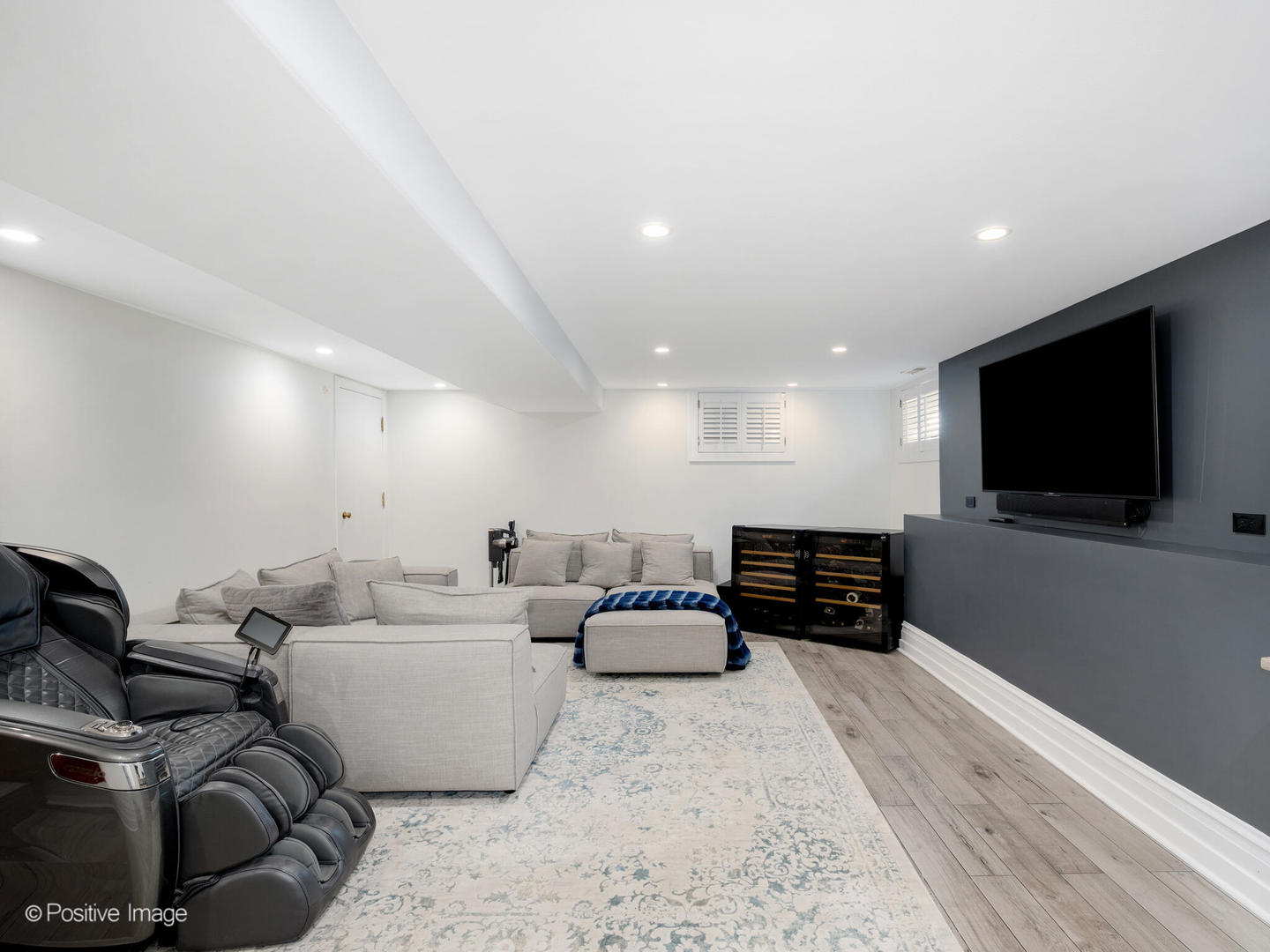 24 South Washington Circle Hinsdale IL 60521