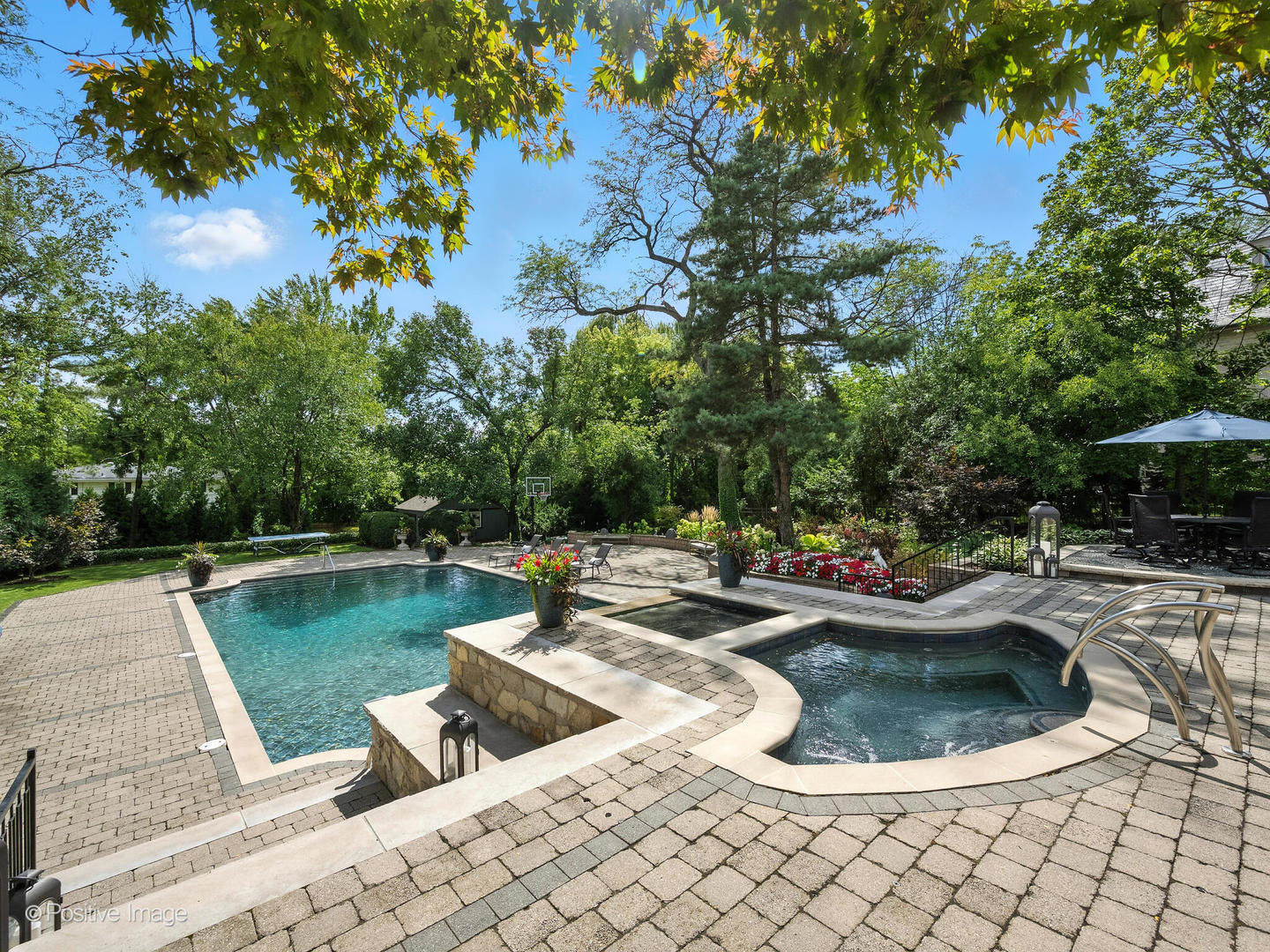 24 South Washington Circle Hinsdale IL 60521