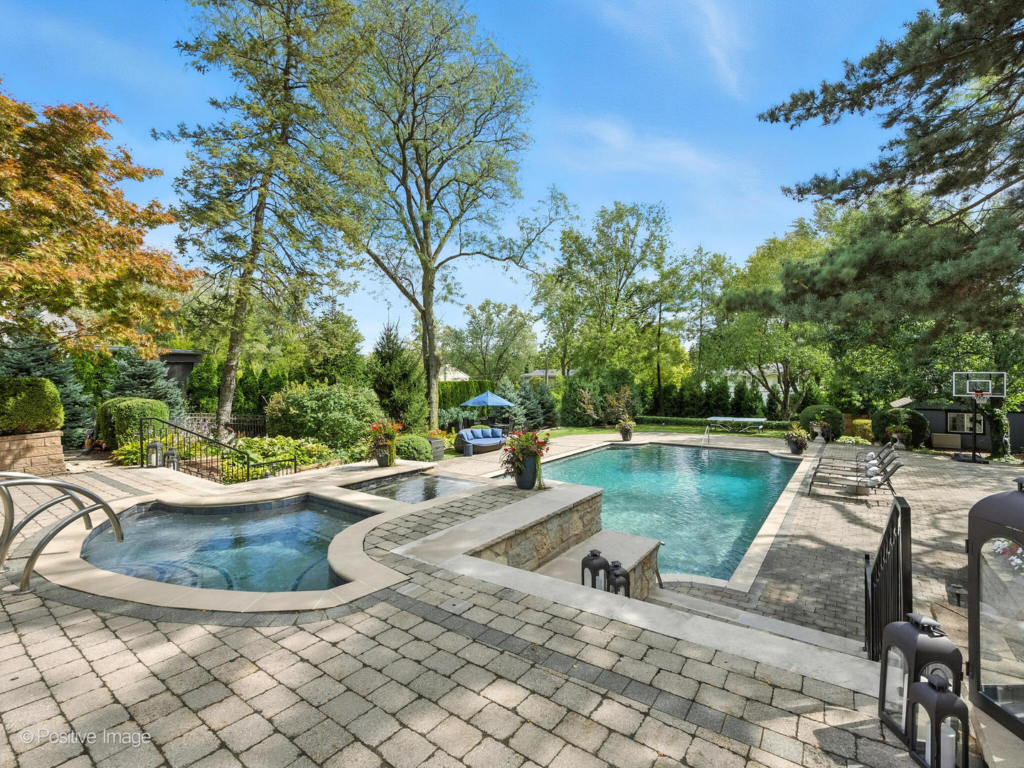 24 South Washington Circle Hinsdale IL 60521