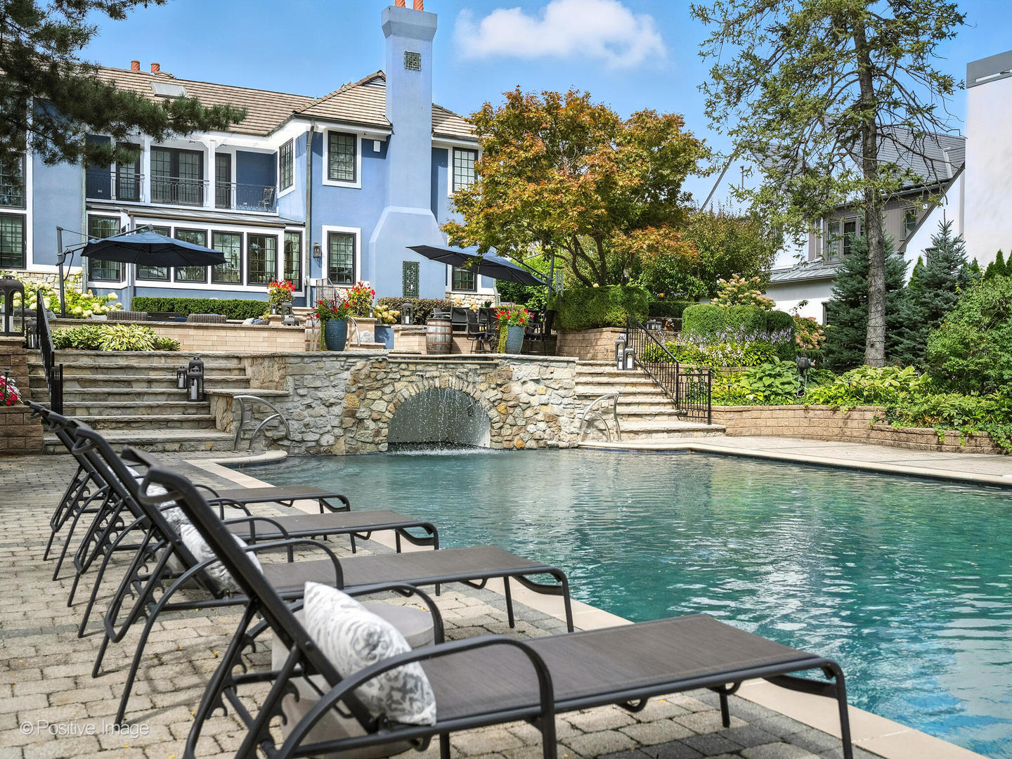 24 South Washington Circle Hinsdale IL 60521