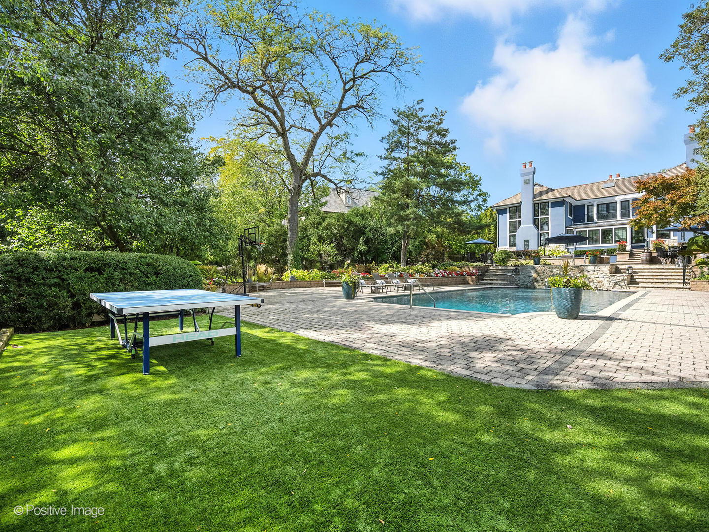 24 South Washington Circle Hinsdale IL 60521