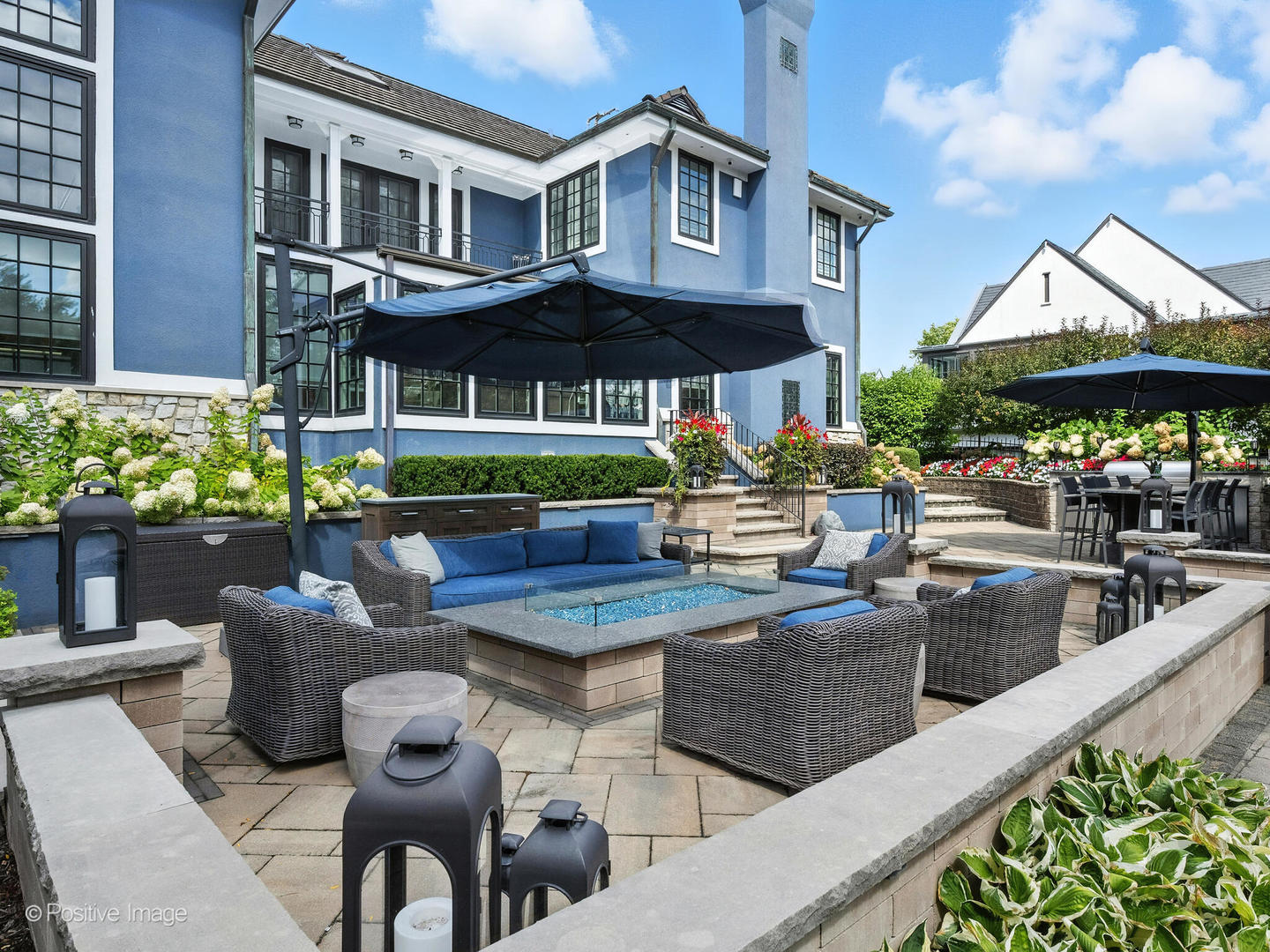 24 South Washington Circle Hinsdale IL 60521