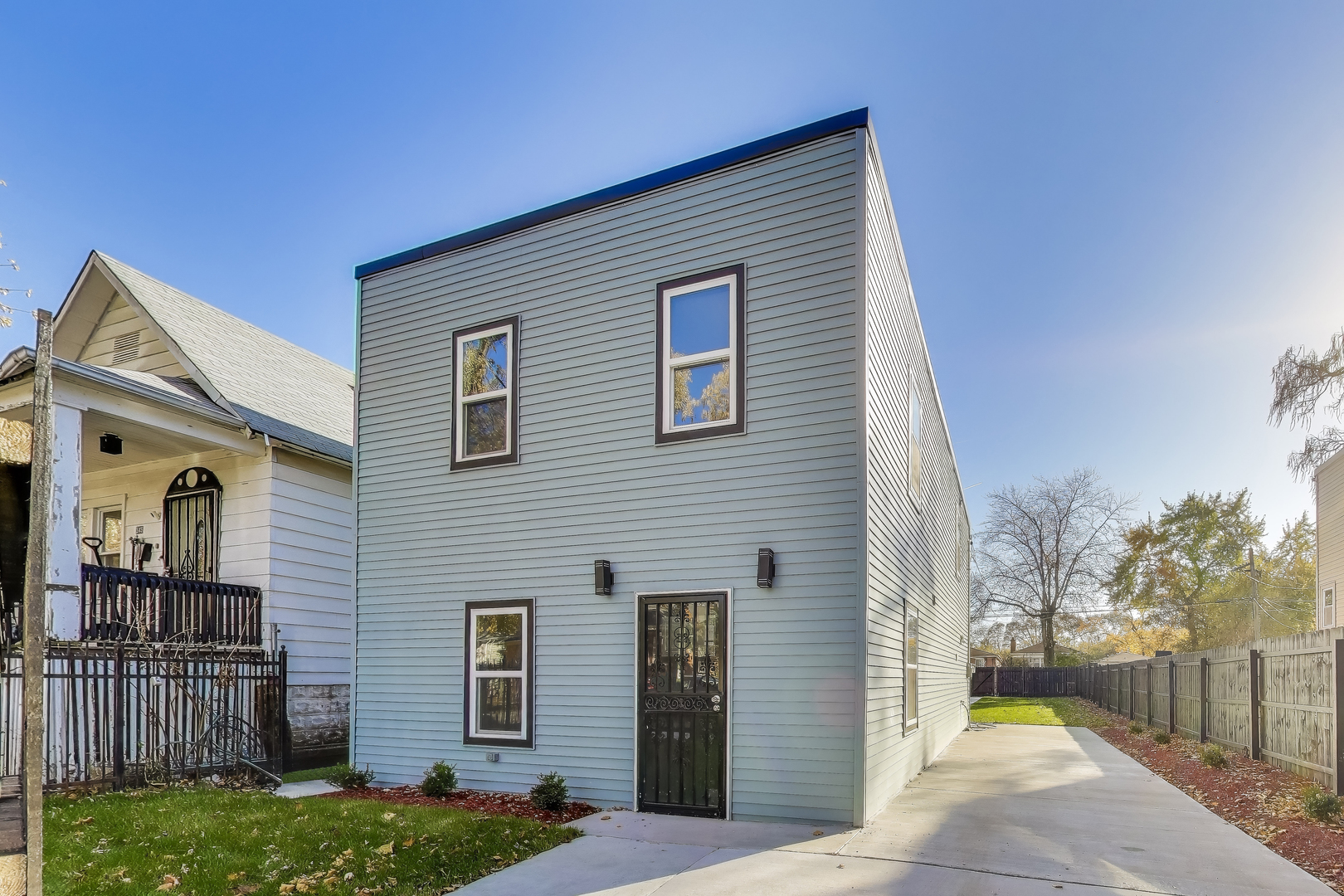 543 East 92nd Street Chicago IL 60619