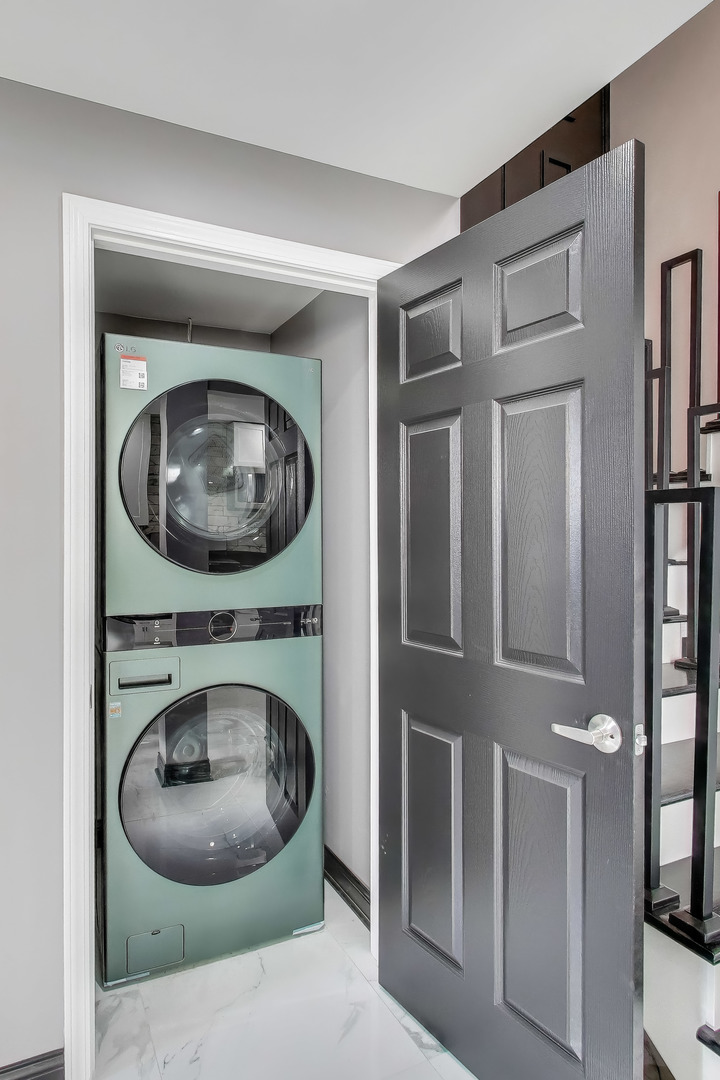 543 East 92nd Street Chicago IL 60619