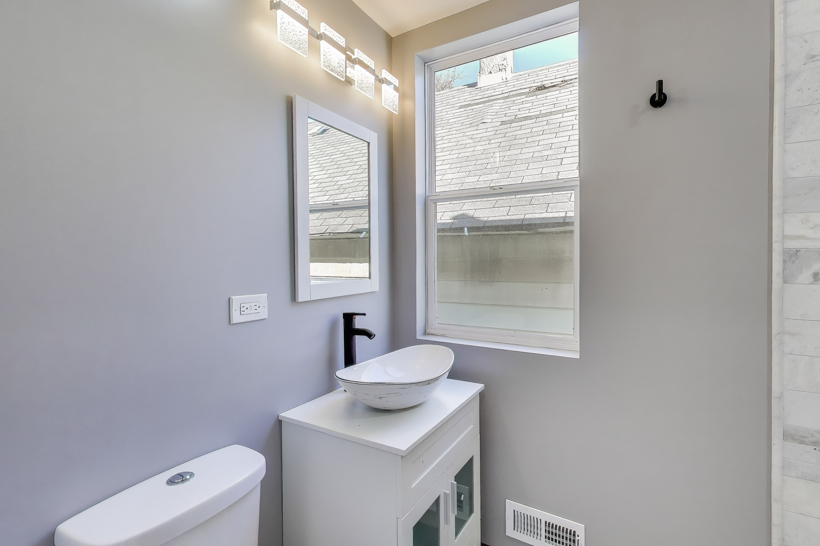 543 East 92nd Street Chicago IL 60619