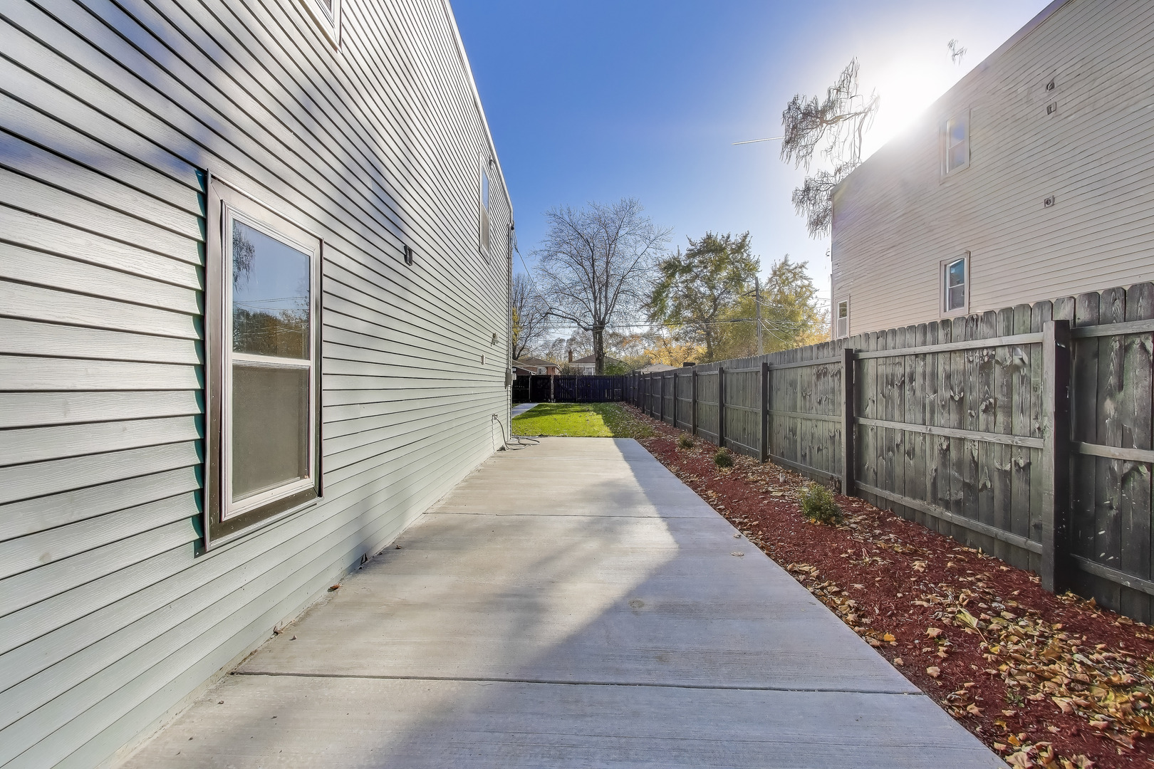 543 East 92nd Street Chicago IL 60619