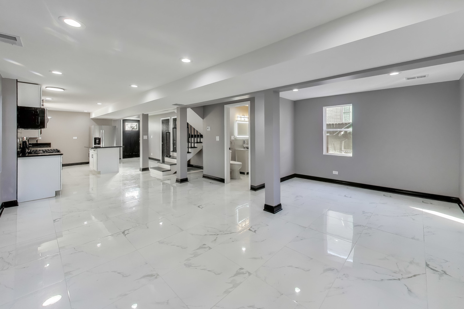 543 East 92nd Street Chicago IL 60619