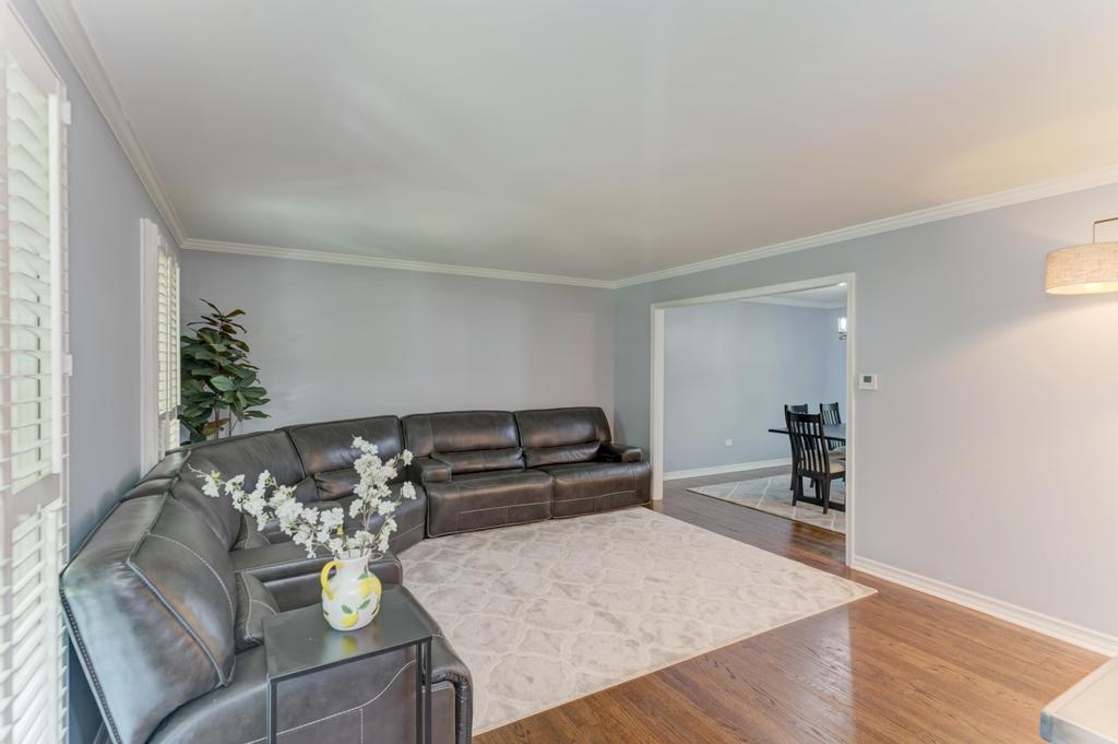 705 Potomac Avenue Naperville IL 60565