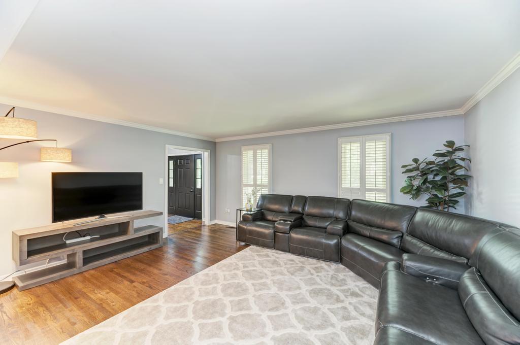 705 Potomac Avenue Naperville IL 60565