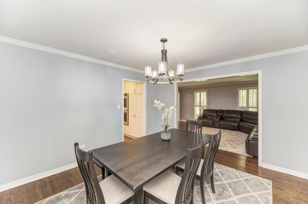 705 Potomac Avenue Naperville IL 60565